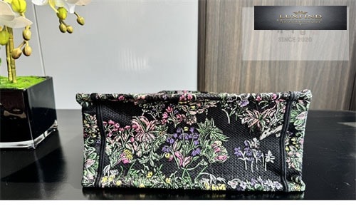 image_1.jpg