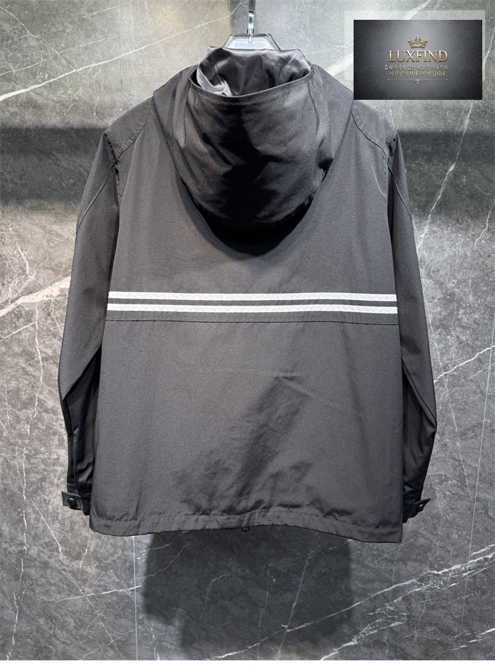 image_1.jpg