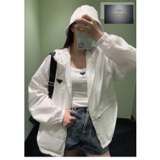 프라다 리나일론 블루종 바람막이 자켓 화이트