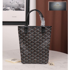 Goyard Poitiers