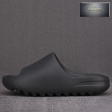 아디다스 이지 슬라이드 “ONYX” Yeezy Slide HQ6448