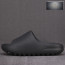 아디다스 이지 슬라이드 “ONYX” Yeezy Slide HQ6448