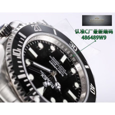 Rolex Submariner 41mm Black 124060 No-Date