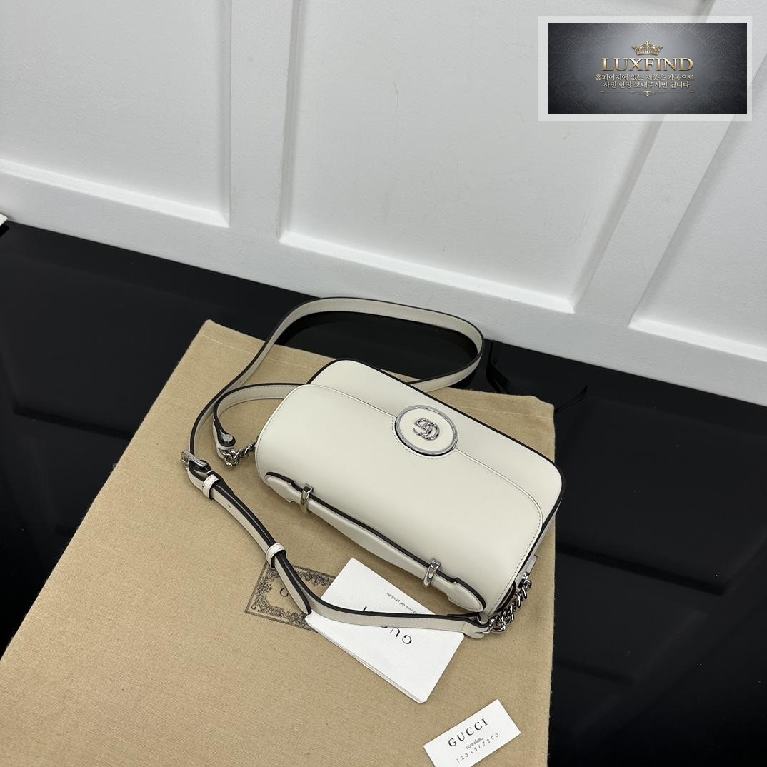 Gucci Petite GG