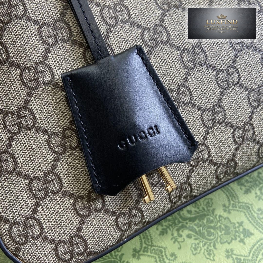 Gucci Padlock GG Shoulder