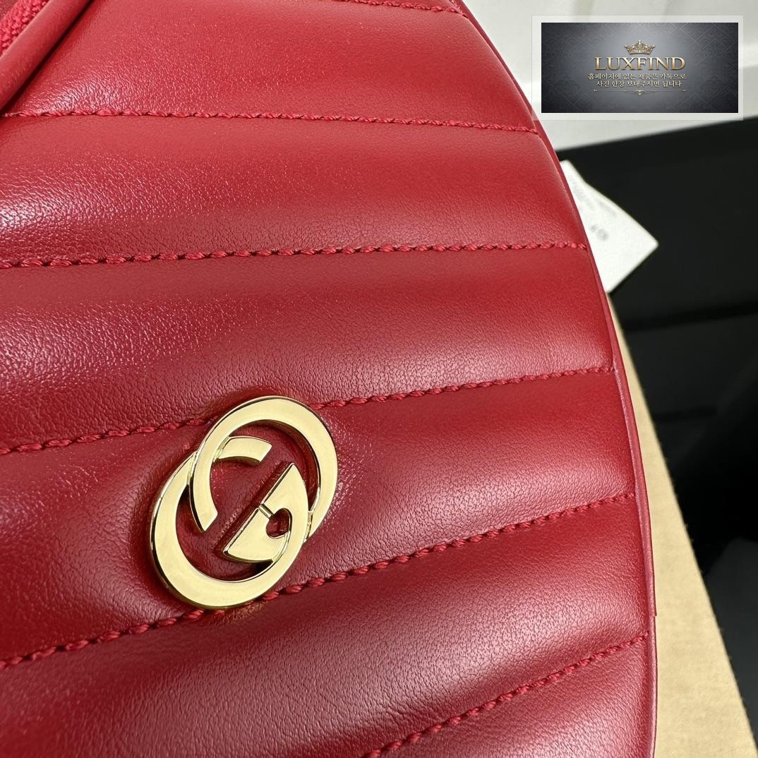 Gucci Interlocking GG Mini Heart Shoulder