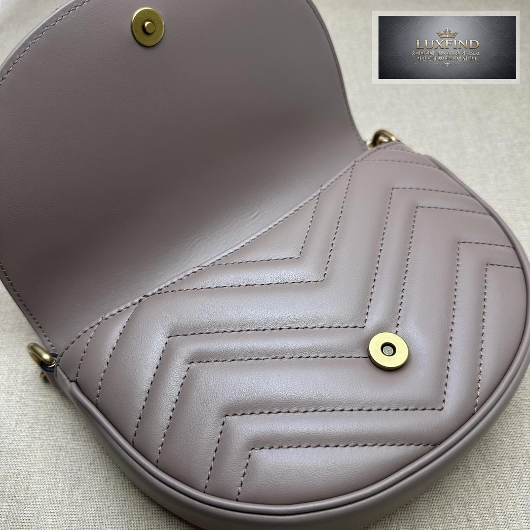 Gucci GG Marmont Matelasse Mini Chain