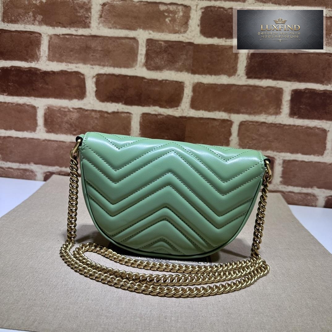 Gucci GG Marmont Matelasse Mini Chain