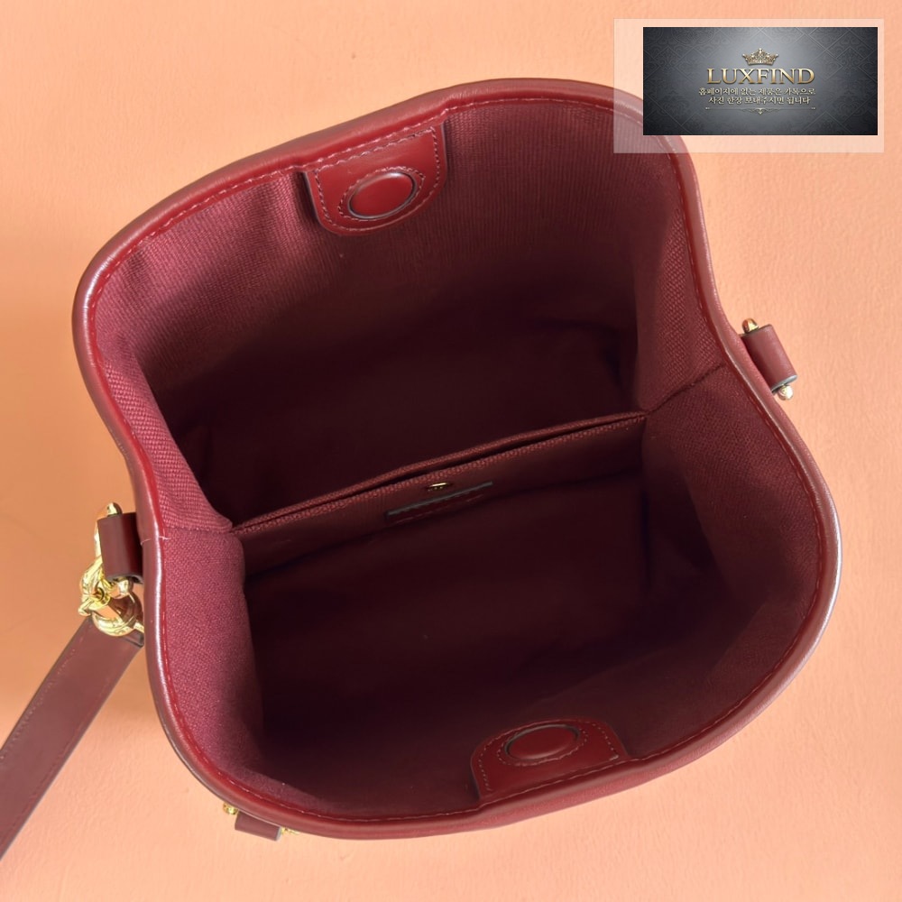 Gucci GG Emblem Bucket