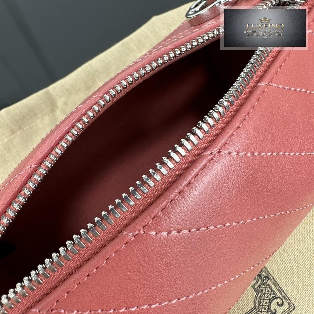 Gucci Blondie Mini Shoulder