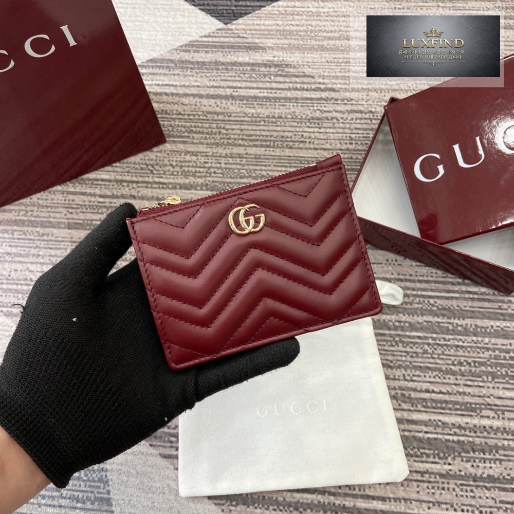 Gucci 837747