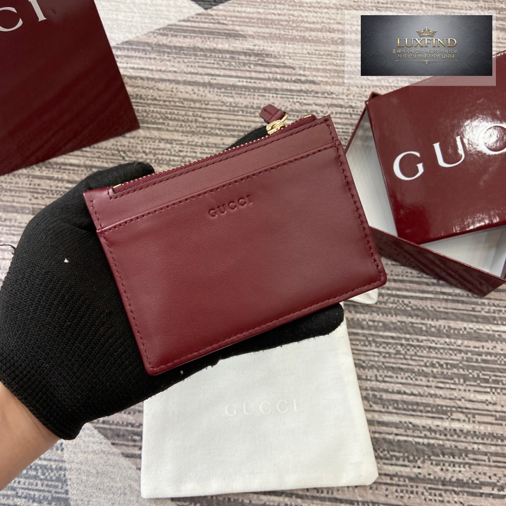 Gucci 837747