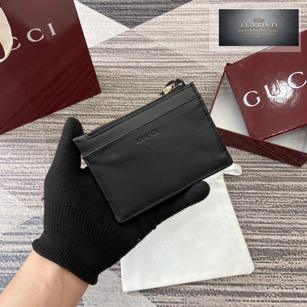 Gucci 837747
