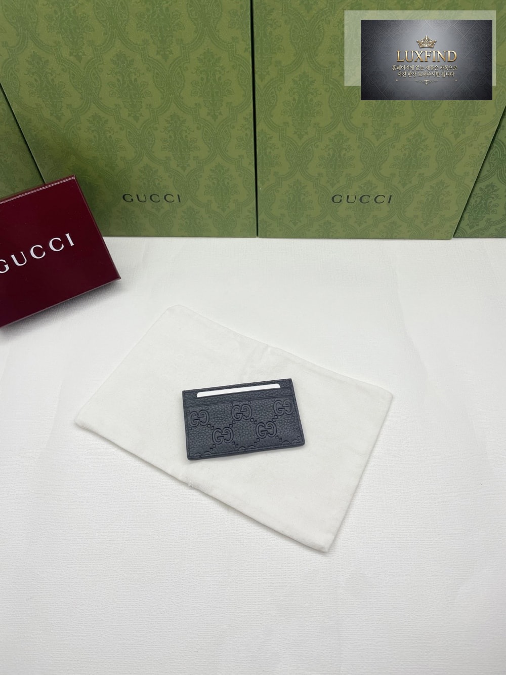 Gucci 835151