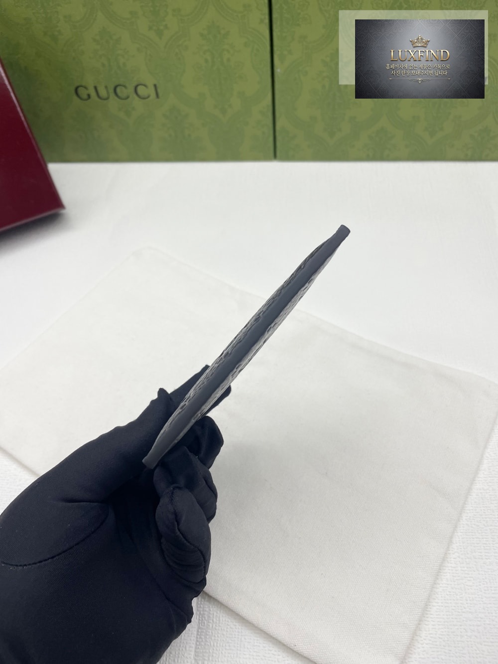 Gucci 835151