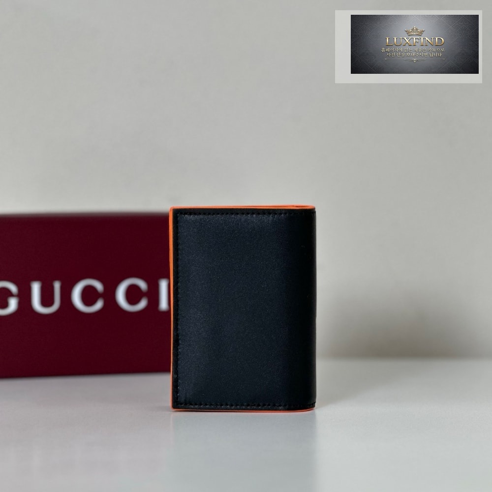 Gucci 835053