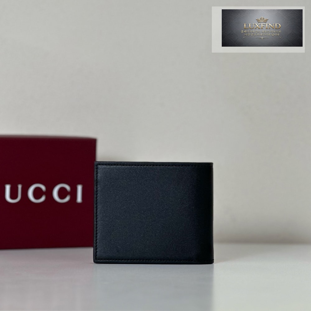 Gucci 835047