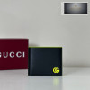 Gucci 835047