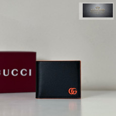 Gucci 835047