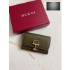 Gucci 828148