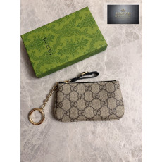 Gucci 819113