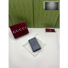 Gucci 739478