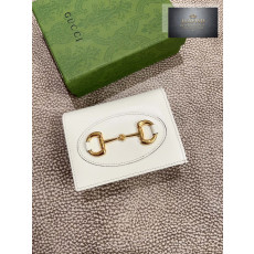 Gucci 621887