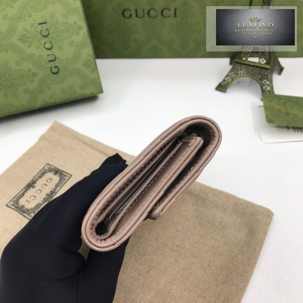 Gucci 474802