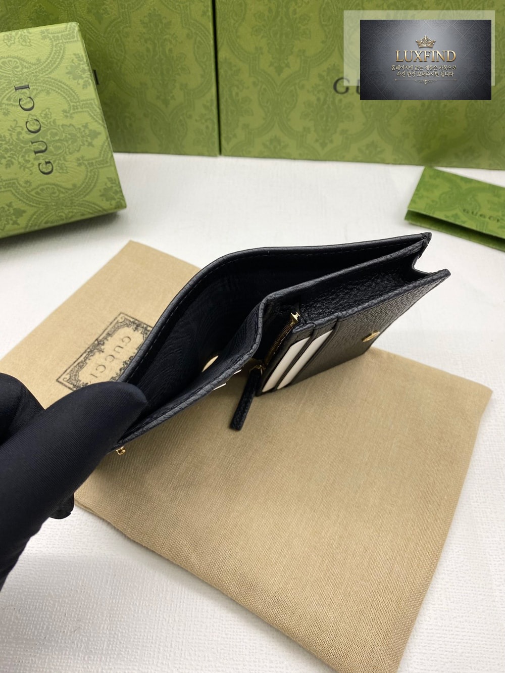 Gucci 456126