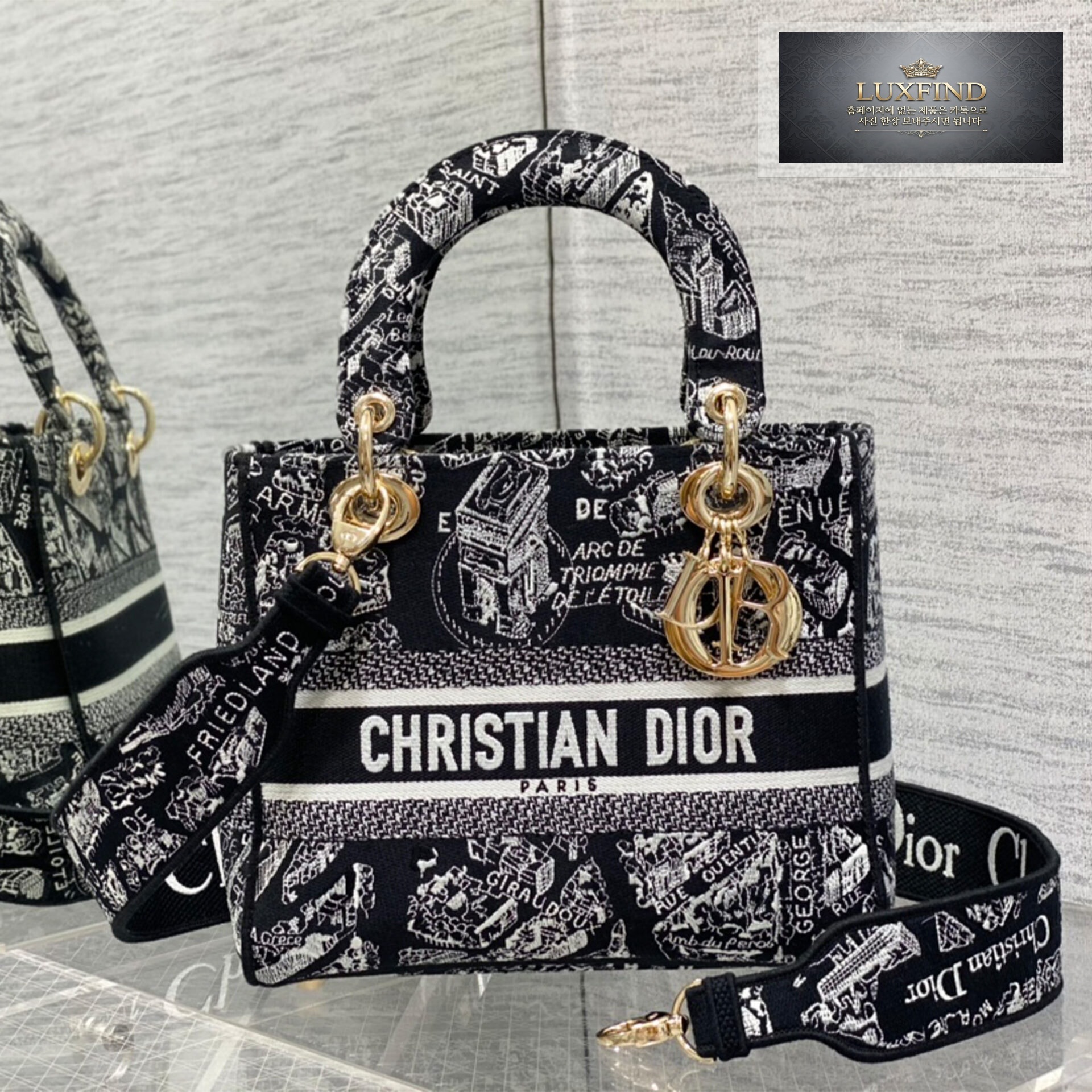디올 블랙 화이트 Plan de Paris 레이디 D-LITE 미디엄 백 24*20*11CM