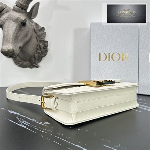 디올 Miss Dior 마르크 보앙 플랩백