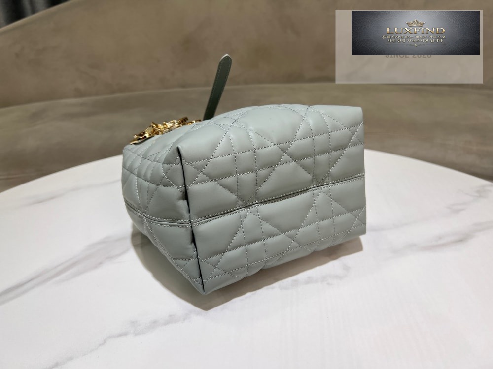 Dior Toujours Vertical Small