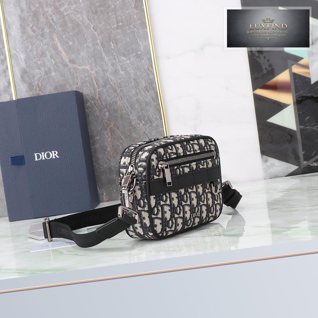 Dior Safari