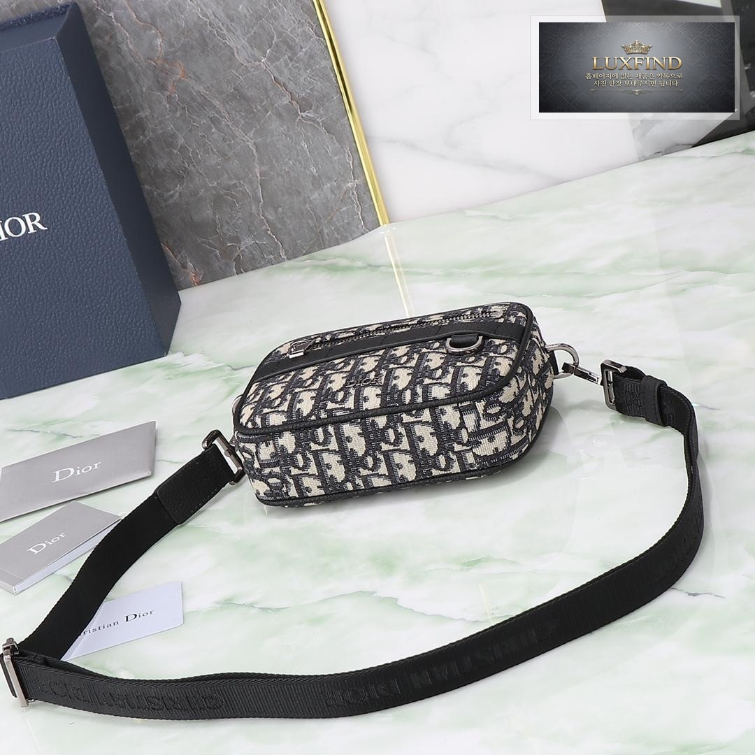 Dior Safari
