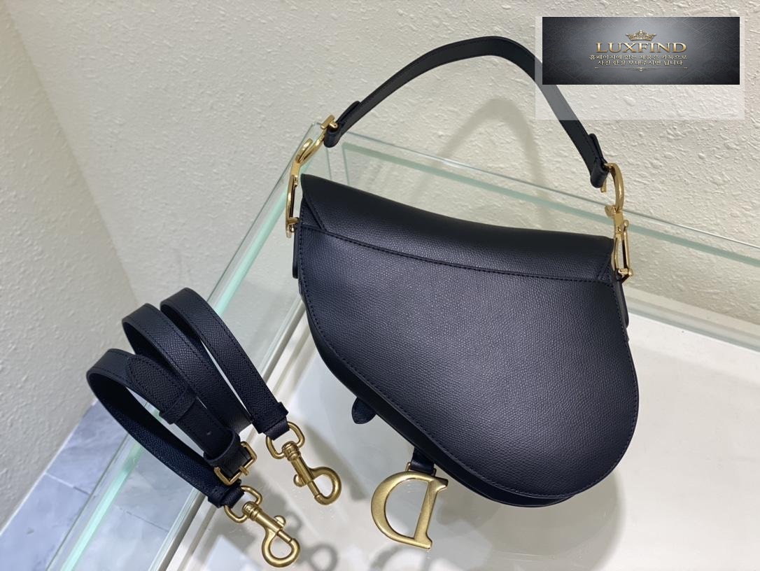 Dior Saddle With Strap