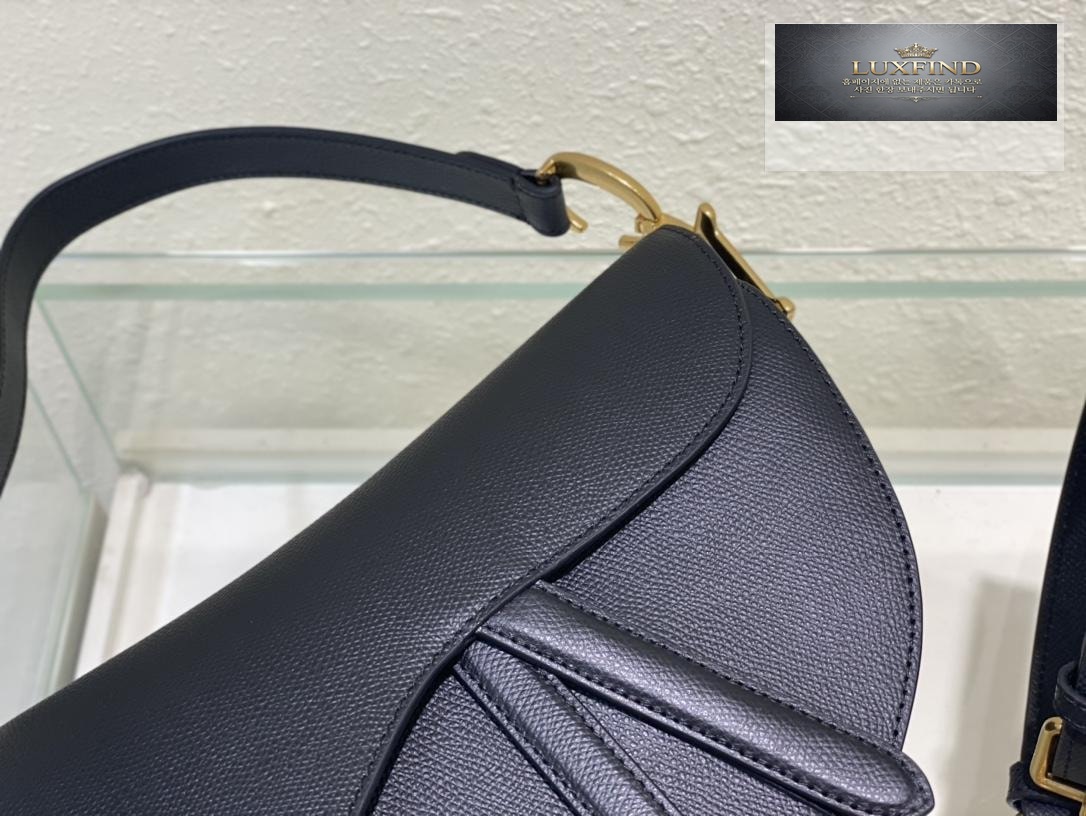 Dior Saddle With Strap