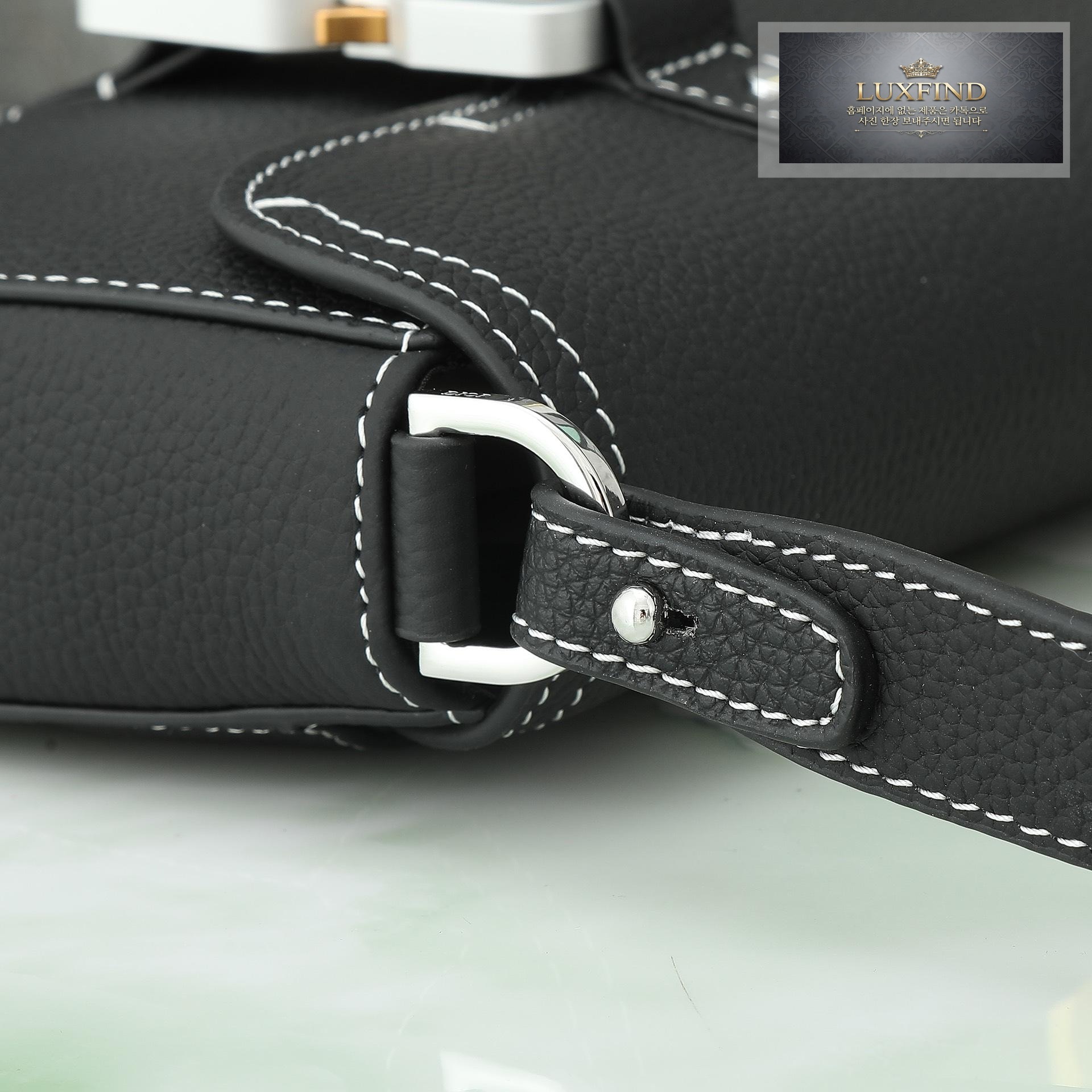 Dior Saddle Mini Flap Messenger