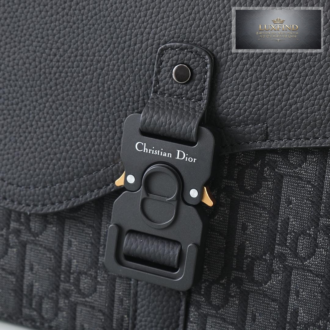 Dior Saddle Messenger