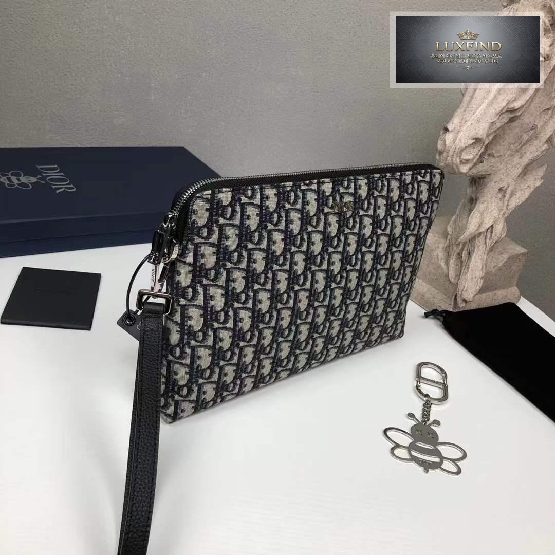 Dior Pouch