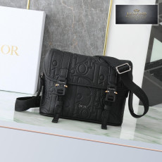 Dior Hit The Road Messenger Flap