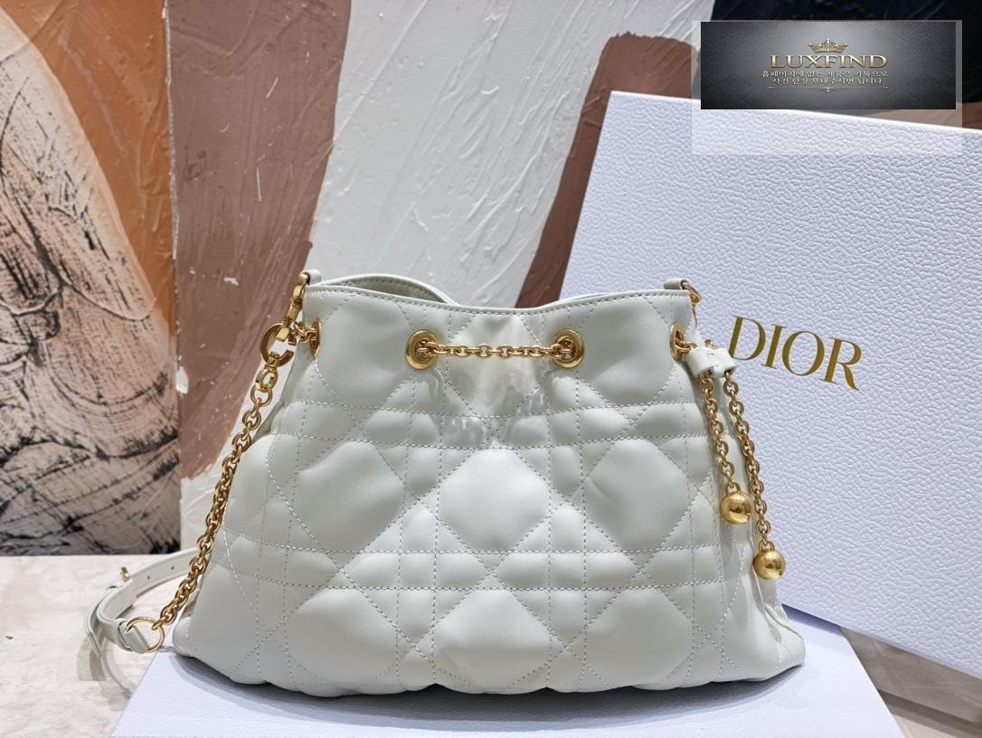Dior Ammi Medium
