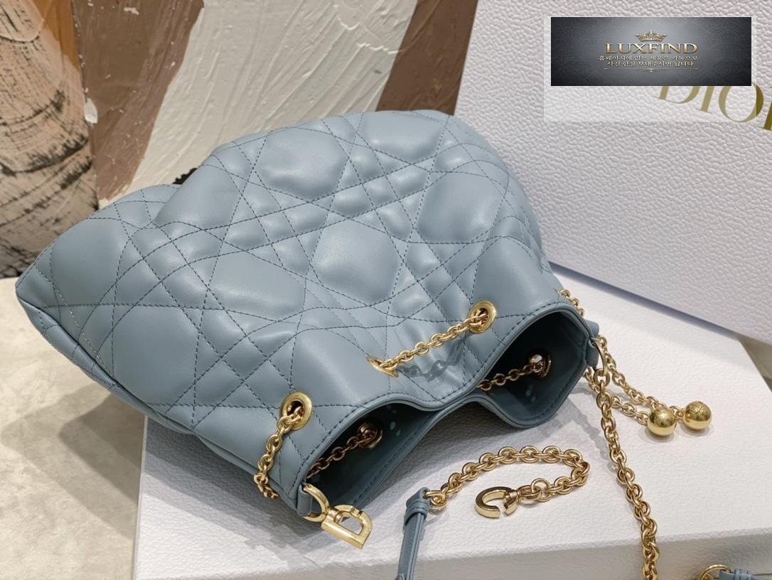 Dior Ammi Medium