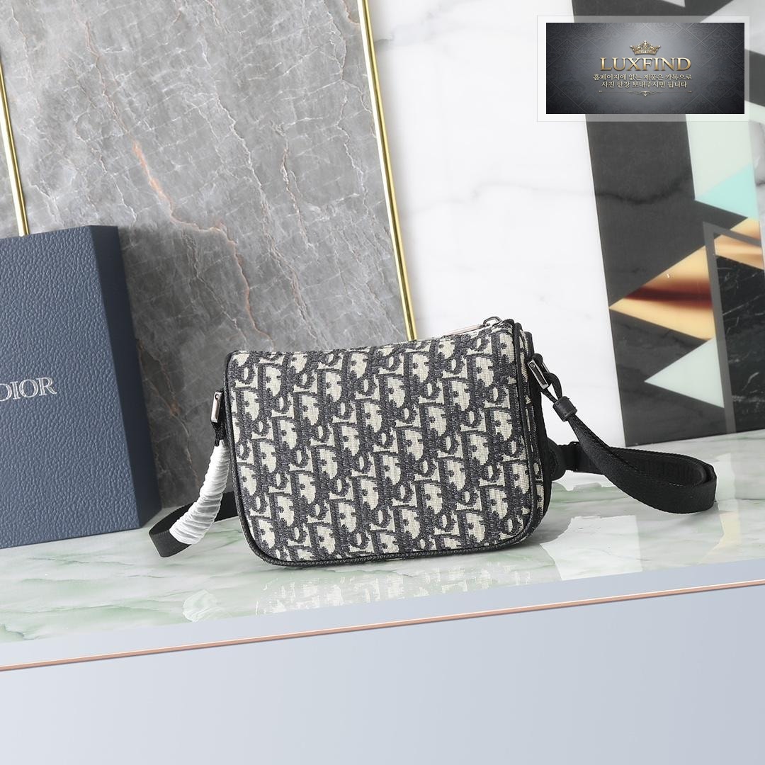 Dior 8 With Strap