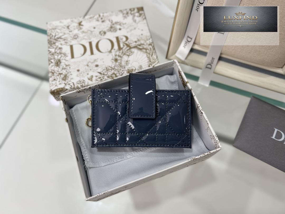 Dior Patent 5 Gusset Card Horder