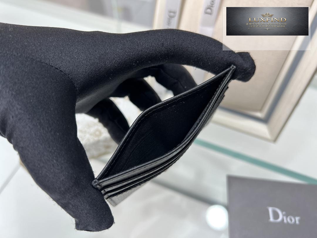 Dior Card Horder