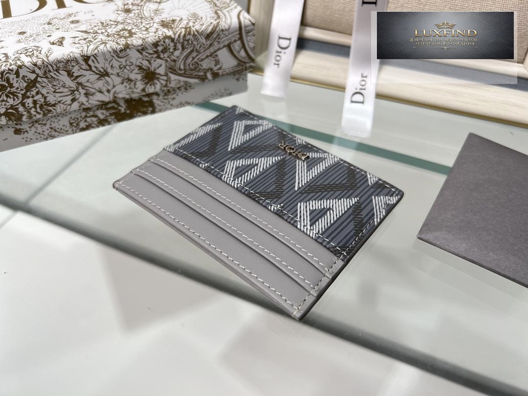 Dior Card Horder