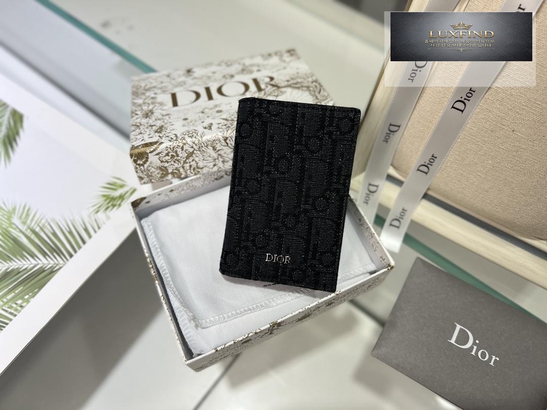 Dior Fold Card Holder