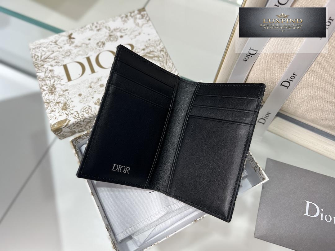 Dior Fold Card Holder