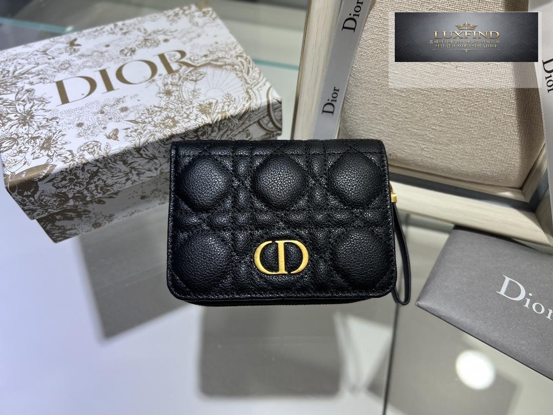 Dior Caro Compact Zipped Wallet