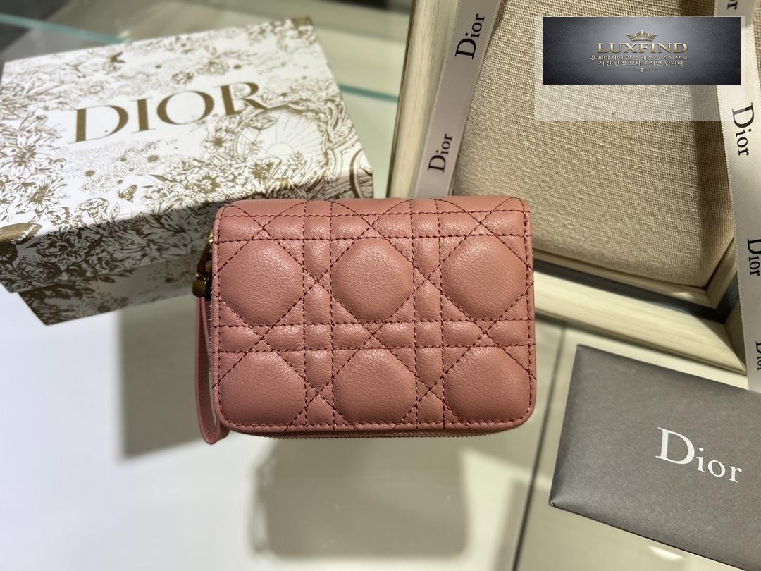 Dior Caro Compact Zipped Wallet